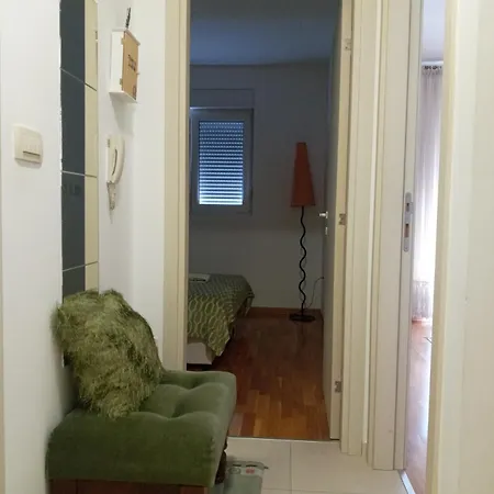 Nice Home Apartment *